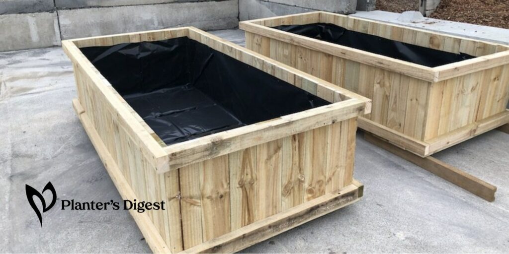 Liner in a Planter To Use or Not to Use for Optimal Plant Health